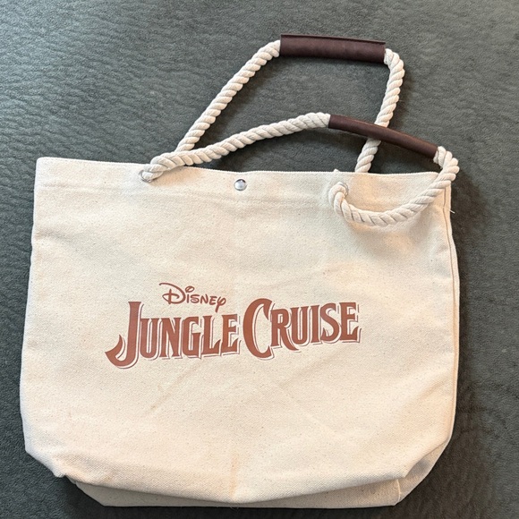 Disney Jungle Cruise Adventure Set - Picture 2 of 10